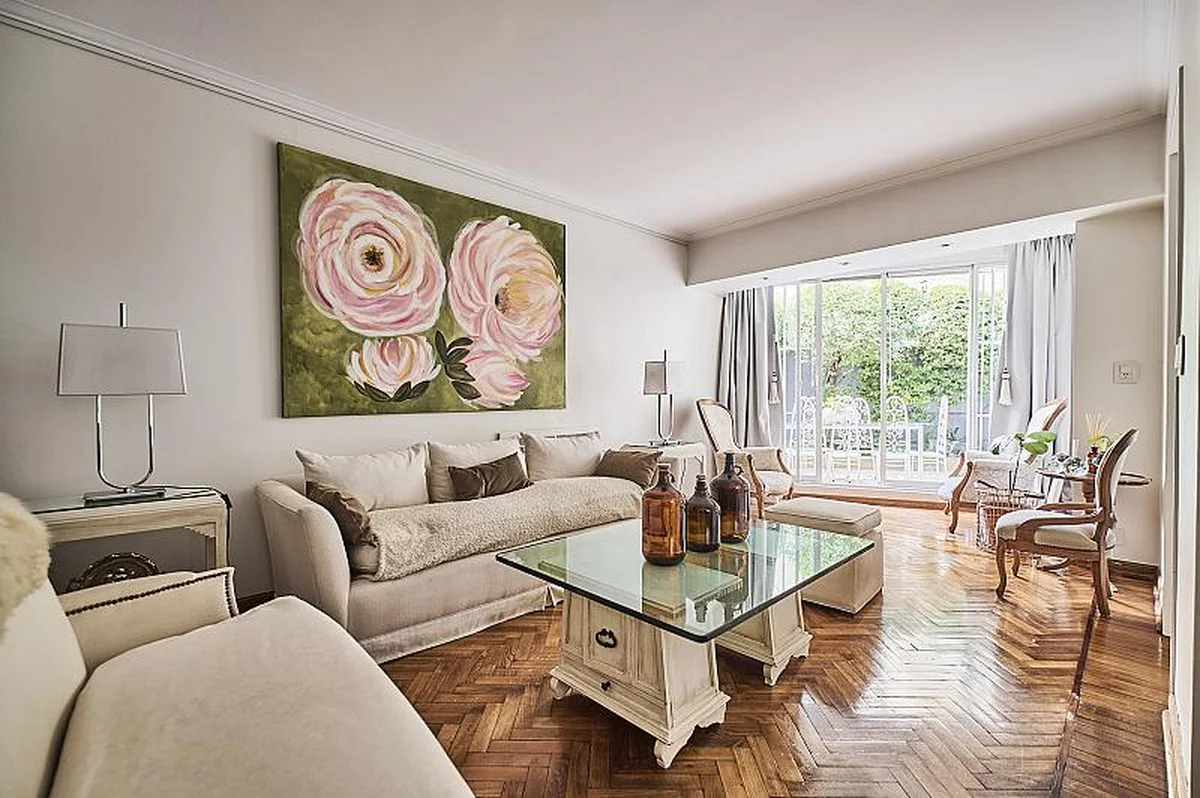 Garden Apartment for Sale in Recoleta — Uruguay 1300
