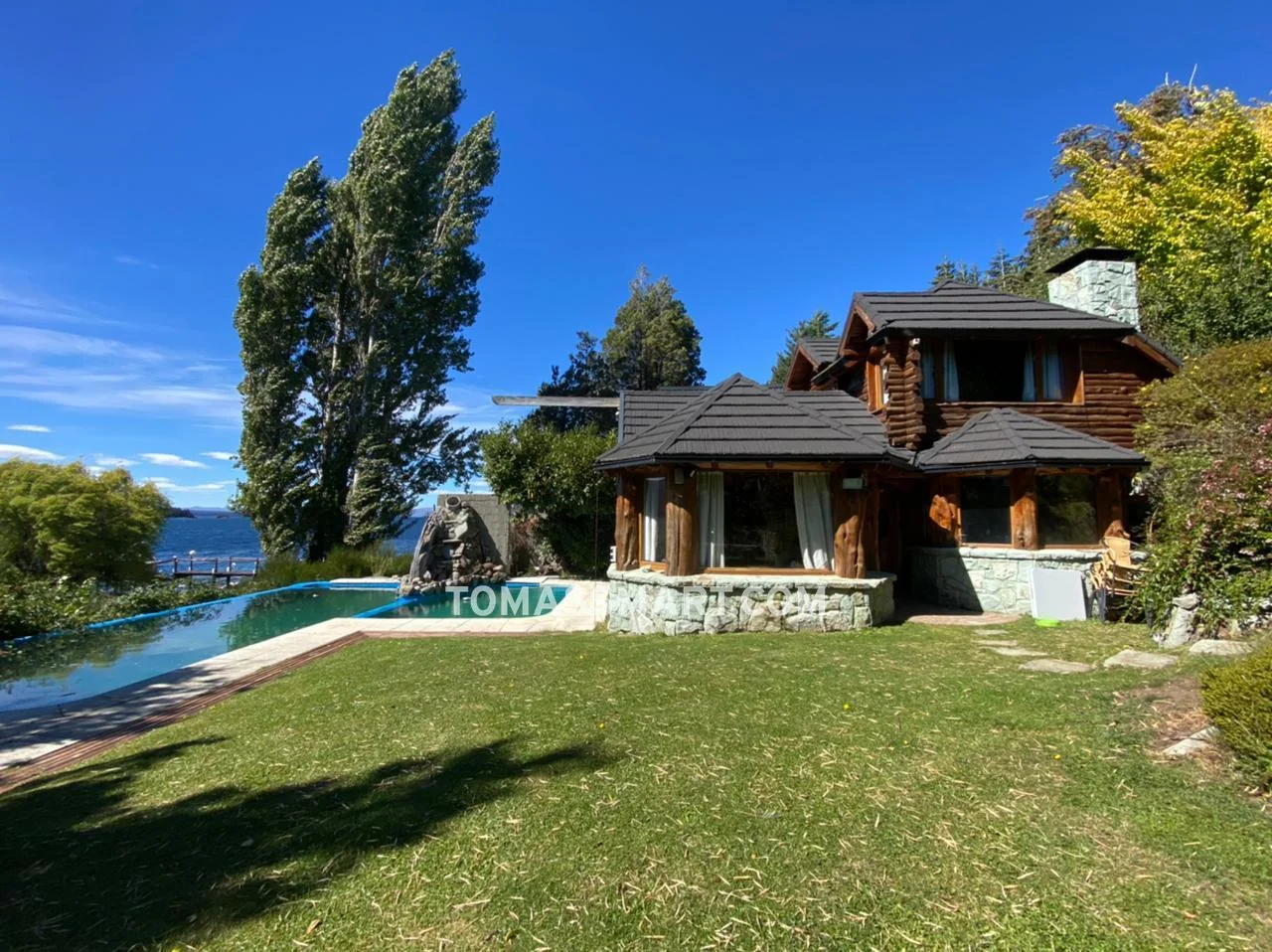 Lakefront House for Sale on Nahuel Huapi — Bariloche Km 12 — authorized listing photo 2