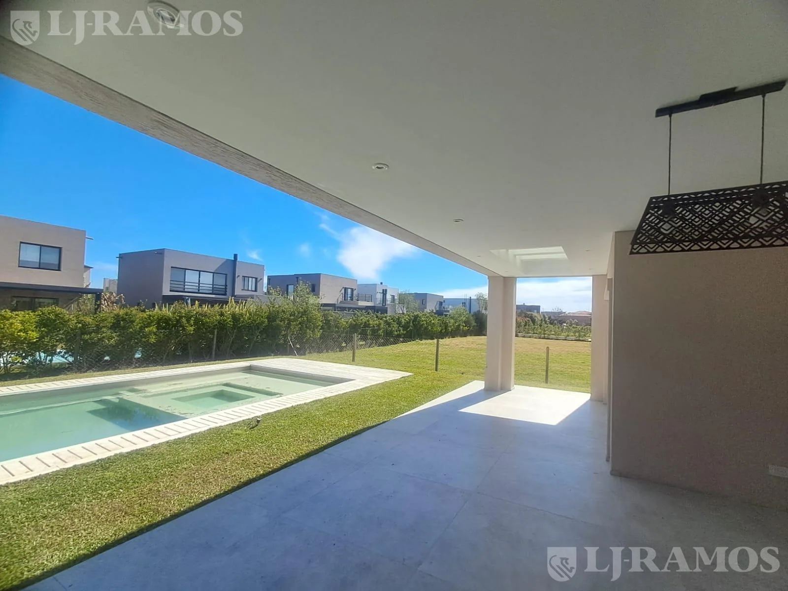 New Contemporary House for Sale in Araucarias, Puertos — authorized listing photo 4
