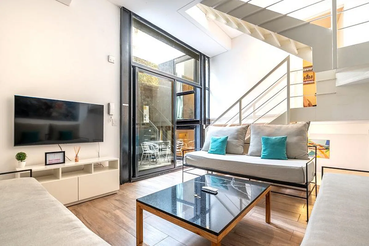 Renovated PH House for Sale in Palermo Hollywood — Honduras 5700