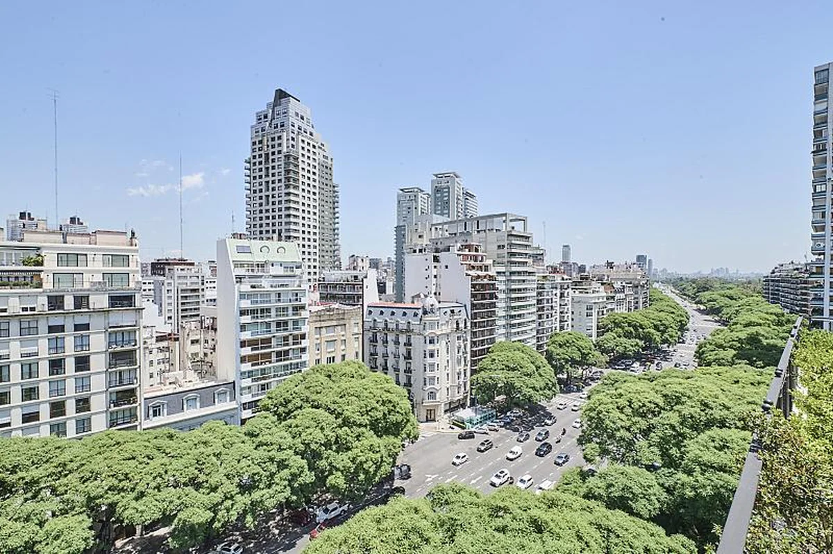 Mario Roberto Álvarez Triplex for Sale in Palermo Chico — authorized listing photo 2